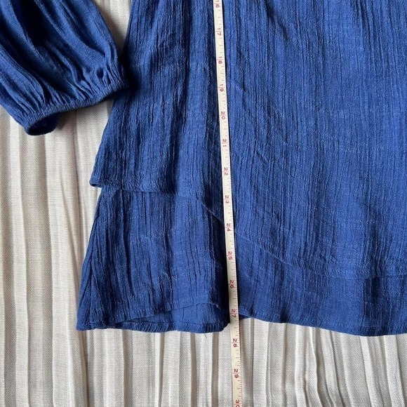 Blue flowy cold shoulder shirt by Renee C! - Picture 5 of 8